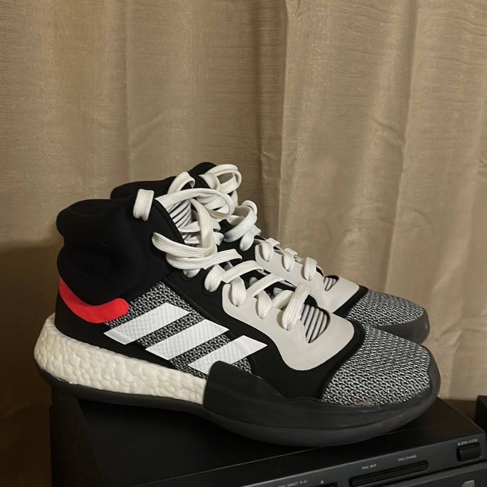 Adidas Marquee Boost Mid Basketball Shoes